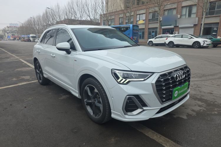 Used Audi Q3 2021 35 TFSI Fashion Dynamic Model