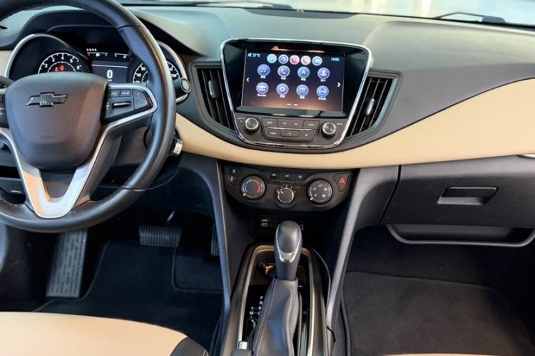 Used Chevrolet Monza 2020 320 Automatic Enjoyment Edition Audio And AC Panel