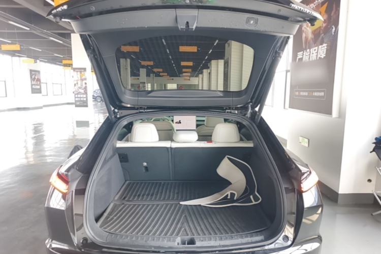 Used ONVO L60 2024 60 kWh Rear-Drive Version