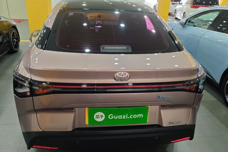 Used Toyota bZ3 2023 616 km Long-Range Premium Rear