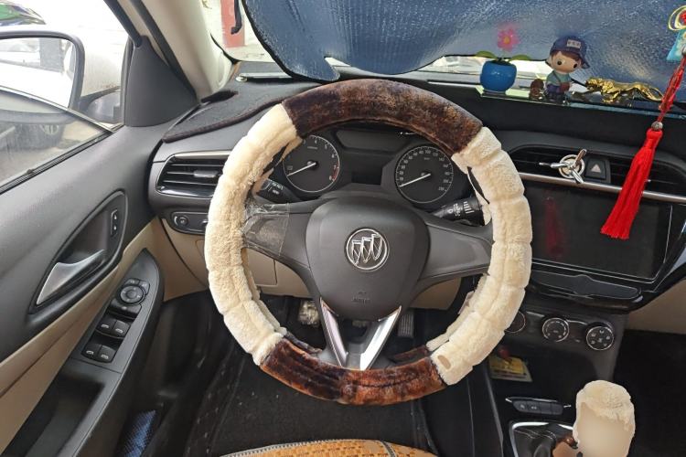 Used Buick Excelle 2018 15N Manual Elite Version Steering Wheel