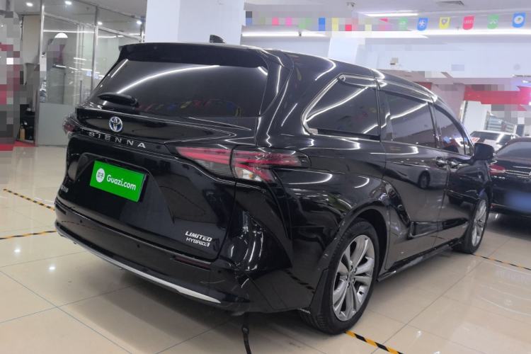 Used Toyota SIENNA 2021 2.5L Hybrid Premium Edition
