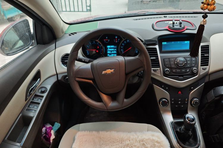 Used Chevrolet Cruze 2015 1.5L Classic SL MT