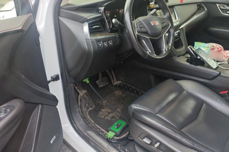 Used Cadillac XT5 2018 25T Luxury Model
