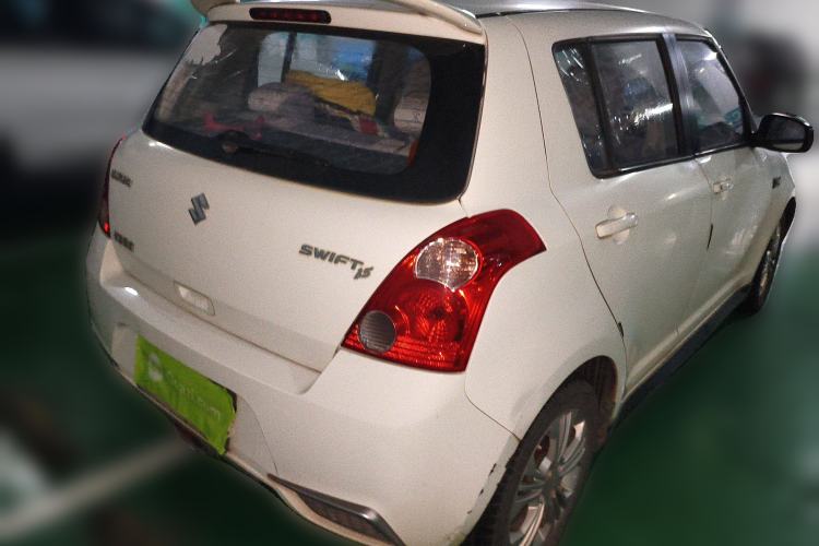 Used Suzuki Swift 2013 1.5L Automatic Standard Edition
