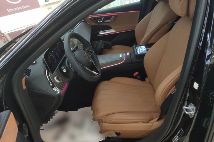 Used Mercedes-Benz E-Class 2025 Facelift E 300 L Fashion Edition
