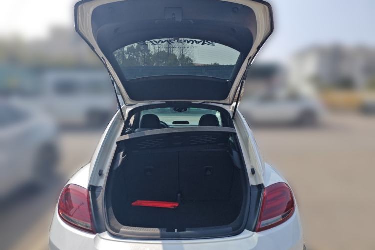 Used Volkswagen Beetle 2013 1.4TSI Luxury Model Trunk