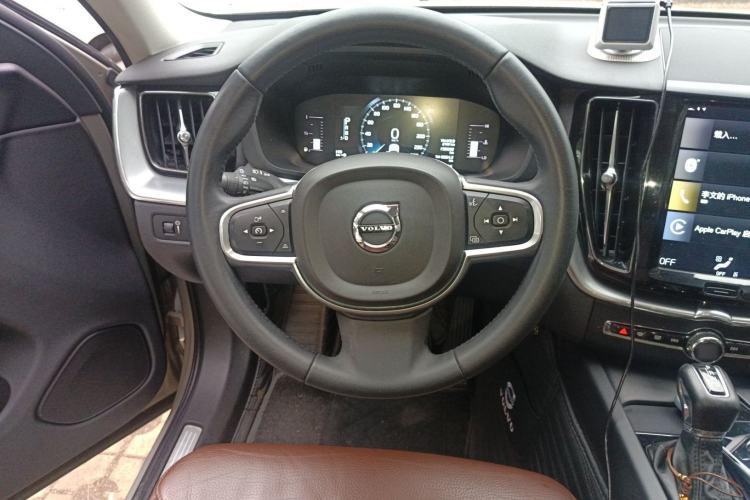 Used Volvo XC60 2018 T5 4x4 Zhiyi Edition
