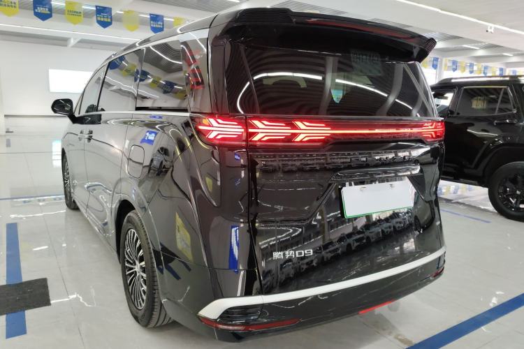 Used Denza D9 2024 DM-i 1050 Luxury Model