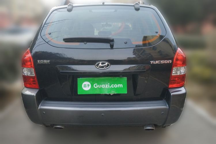 Used Hyundai Tucson 2009 2.0L Automatic Two-Wheel Drive with Sunroof