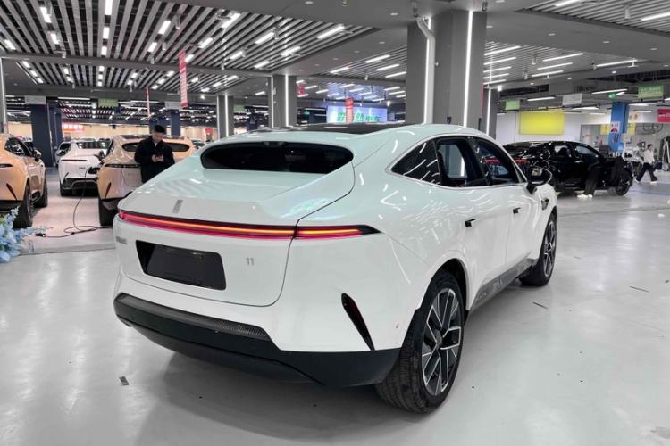 Used Avatr 11 2023 Harmony 116° Rear-Wheel Drive Version