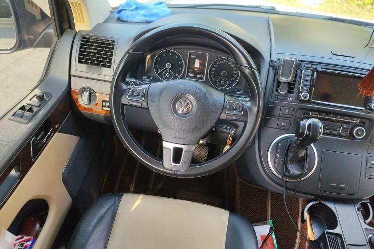 Used Volkswagen Multivan 2012 2.0 TSI Four-Wheel Drive Deluxe Edition