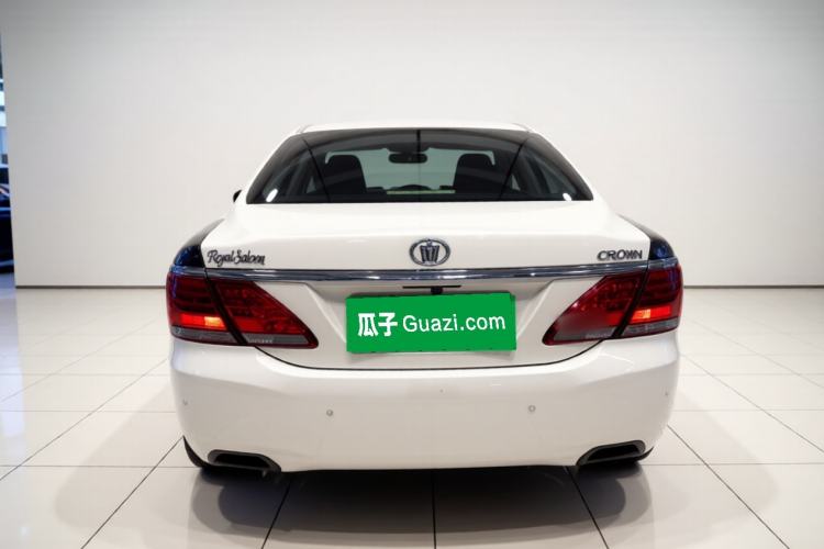 Used Toyota Crown 2012 2.5L Royal Leather Edition