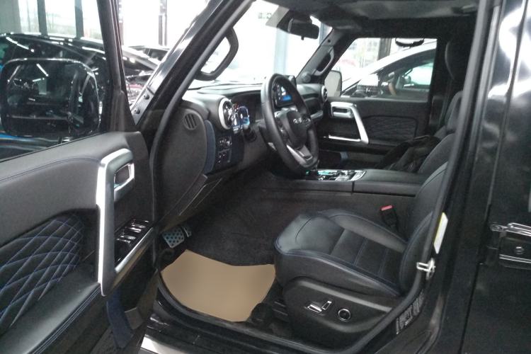 Used BAIC Off-Road BJ40 2023 2.0D Automatic Four-Wheel Drive Blade Hero Edition Adventurer Type
