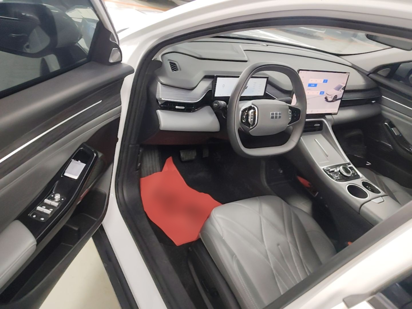 Geely Galaxy L6 2025 EM-i 140km Explorer+ Edition — снимка 18