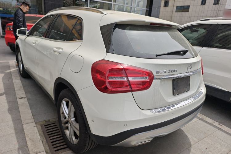 Used Mercedes-Benz GLA 2015 GLA 200 Rear Left 45 Deg