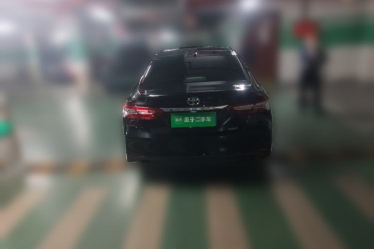 Used Toyota Camry 2021 2.0G Luxury Edition
