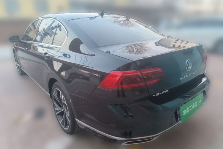 Used Volkswagen Magotan 2021 330TSI DSG 30th Anniversary Edition Rear Left 45 Deg