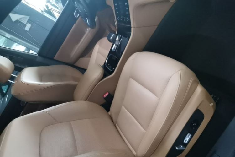 Used Li Auto ONE 2021 Extended-Range 6-Seater Version Right Front Seat
