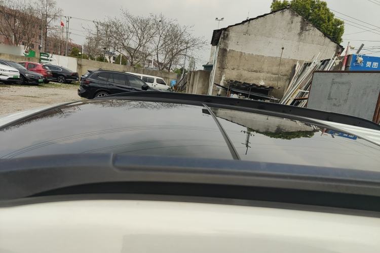 Used BYD Yuan New Energy 2018 EV360 Smart Connect Cool Edition Roof