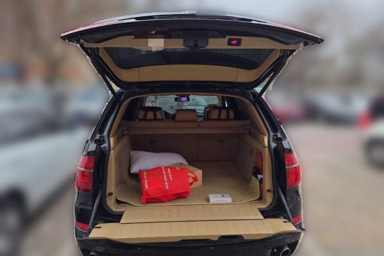 Used BMW X5 2011 xDrive35i Leading Model
