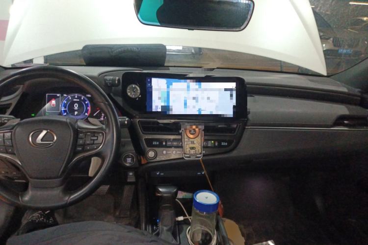 Used Lexus ES 2023 200 Excellence Edition