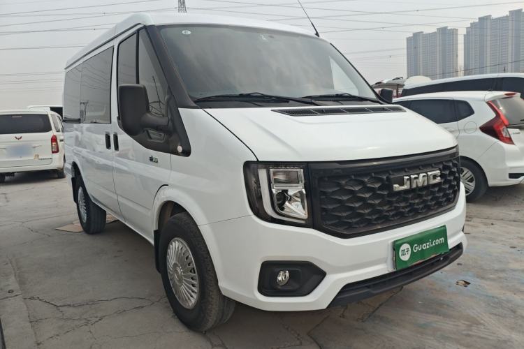 Used JMC Fushun 2023 2.0T Automatic Short-Wheelbase Low-Roof Commercial & Multi-Purpose Passenger Vehicle 6-Seater with Dual-Opening Tailgate