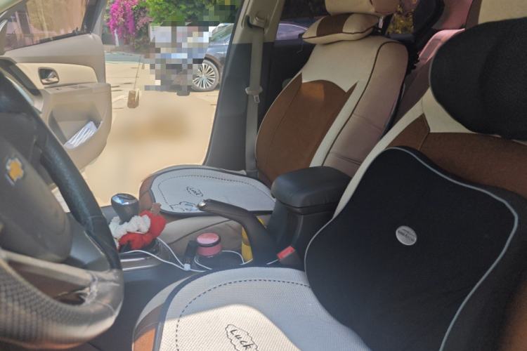 Used Chevrolet Cruze 2015 1.5L Classic SL MT Left Front Seat