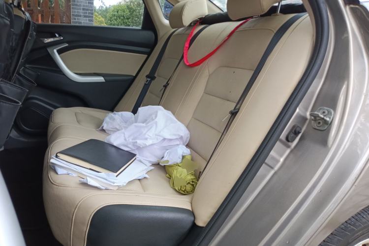 Used CHANGAN Alsvin V7 2016 1.6L Manual Enjoyment Model China IV Standard Left Rear Seat