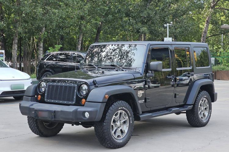 Used Jeep Wrangler 2013 3.6L Sahara Four-Door Edition