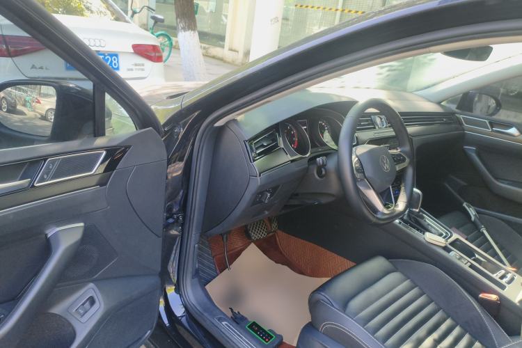 Used Volkswagen Magotan 2020 330TSI DSG Luxury Edition Driver Seat