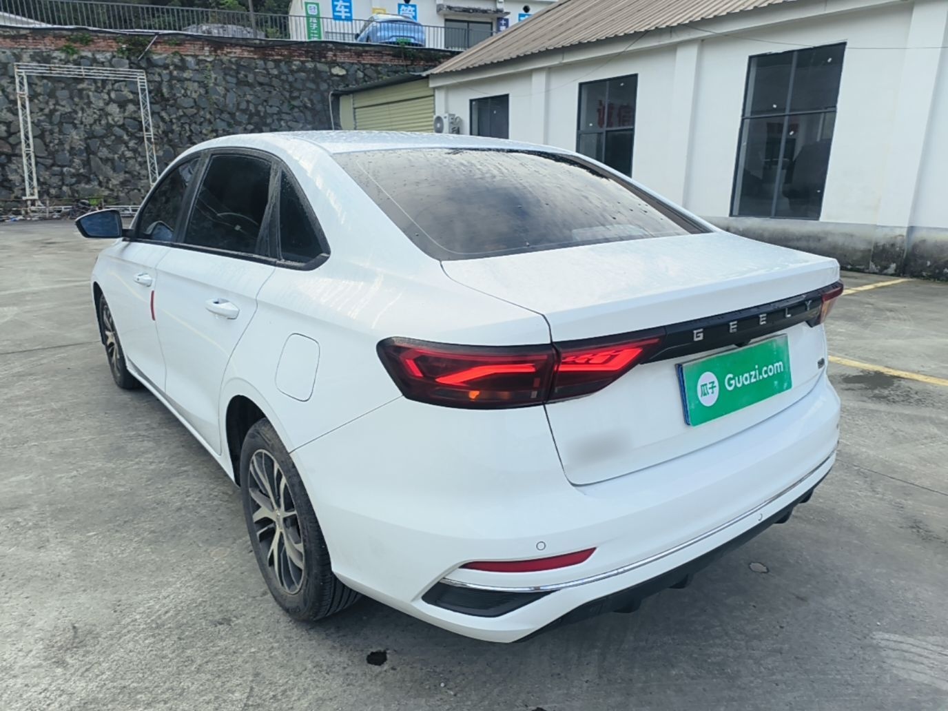 Geely Auto Emgrand 2023 4th Generation Champion Edition 1.5L CVT Luxury Model — снимка 4