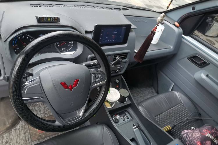 Used Wuling Yangguang 2024 300km Comfort Version with Sealed Windows 60kW
