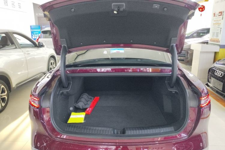 Used Chery Fulwin A9L 2025 Model, Four-Wheel Drive High-Energy Peak Edition Trunk