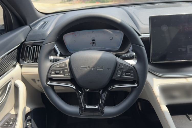 Used BYD Song PLUS New Energy 2024 HONOR Edition DM-i 110km Flagship Model Steering Wheel