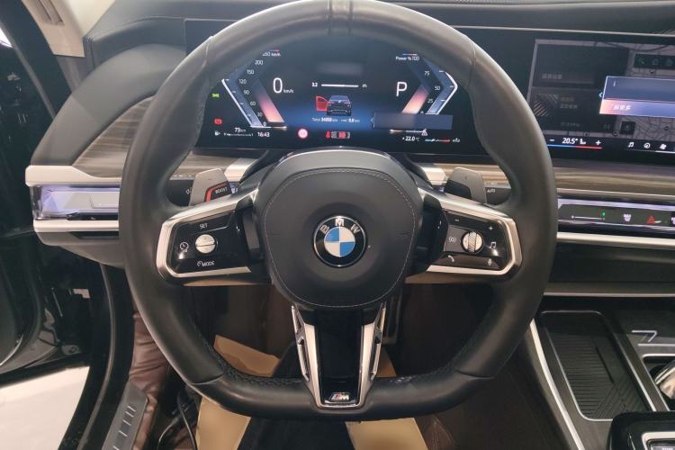 Used BMW 7 Series 2023 735Li M Sport Package Steering Wheel