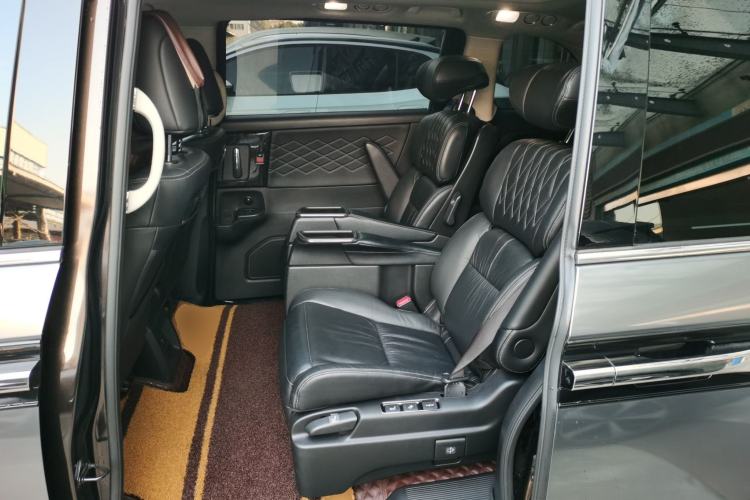 Used Honda Elysion 2019 2.0L Hybrid Luxury Edition
