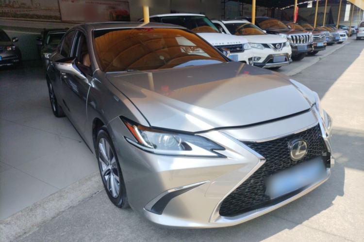 Used Lexus ES 2020 200 Excellence Edition