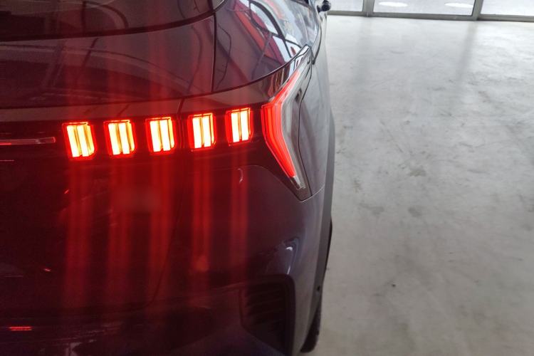 Used Lynk & Co 06 2021 1.5T Shero Pink Special Edition
