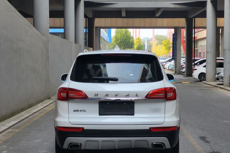 Used Haval H7 2017 Blue-Label H7L 2.0T Automatic Luxury Model Exterior 7