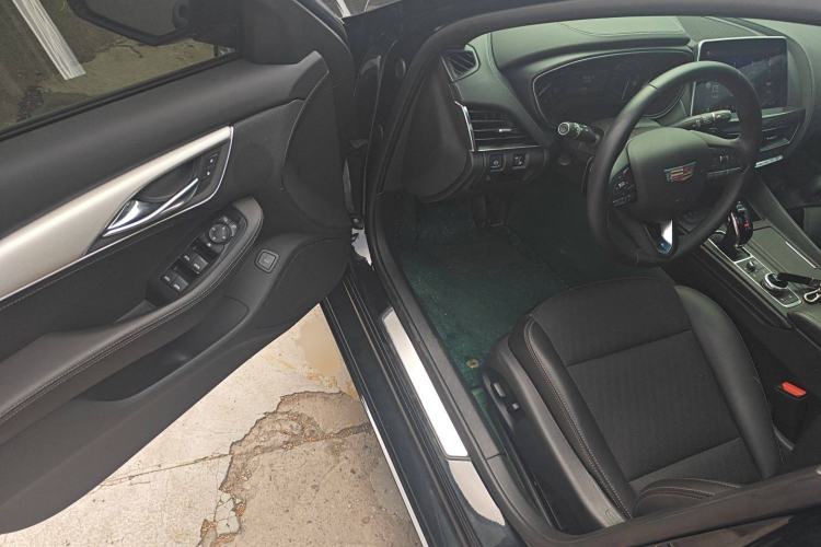 Used Cadillac CT5 2022 28T Fashion Edition