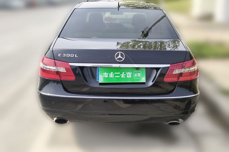 Used Mercedes-Benz E-Class 2013 E 260 L CGI Elegant Model
