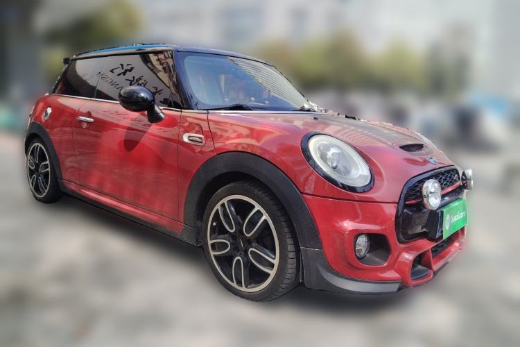 Used MINI 2014 2.0T COOPER S Fun Front Right 45 Deg