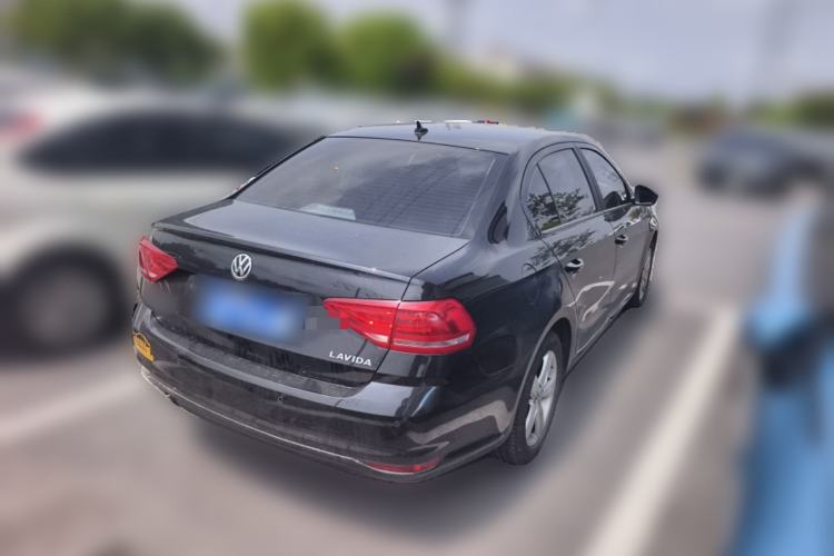 Used Volkswagen Lavida 2017 1.6L Automatic Fashion Edition
