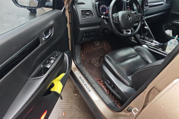 Used Renault Koleos 2017 2.5L Four-Wheel Drive Ultimate Edition