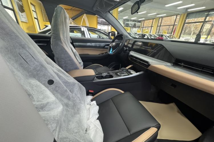 Used Geely Auto Haoyue PRO 2024 1.5T DCT Ultimate Edition Interior 2