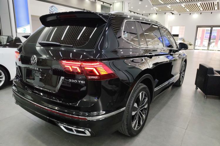 Used Volkswagen Tiguan L 2023 Restyled 330TSI Automatic Two-Wheel Drive R-Line Enhanced Comfort Version