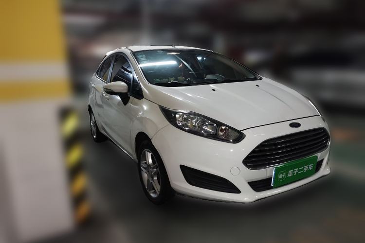 Used Ford Fiesta 2013 Sedan 1.5L Manual Fashion Edition Front Right 45 Deg