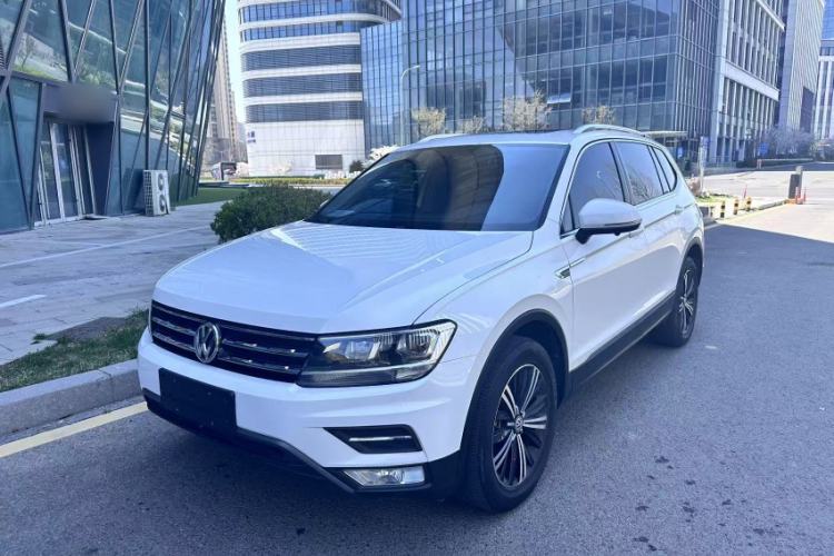 Used Volkswagen Tiguan L 2020 330TSI Automatic Two-Wheel Drive Panoramic Comfort Edition China VI Standard