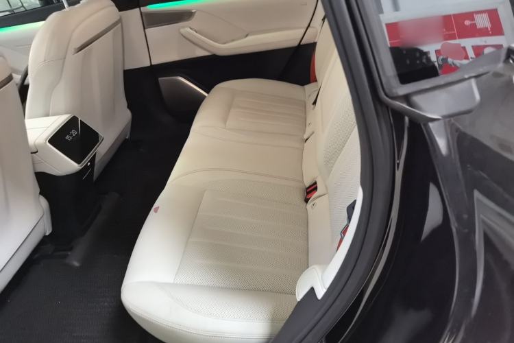 Used ONVO L60 2024 60 kWh Rear-Drive Version Left Rear Seat